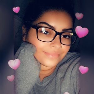 Meet your Posher, Leslie